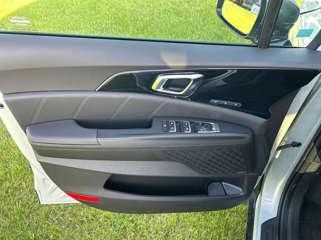 New 2026 Kia Carnival SX Prestige image 11