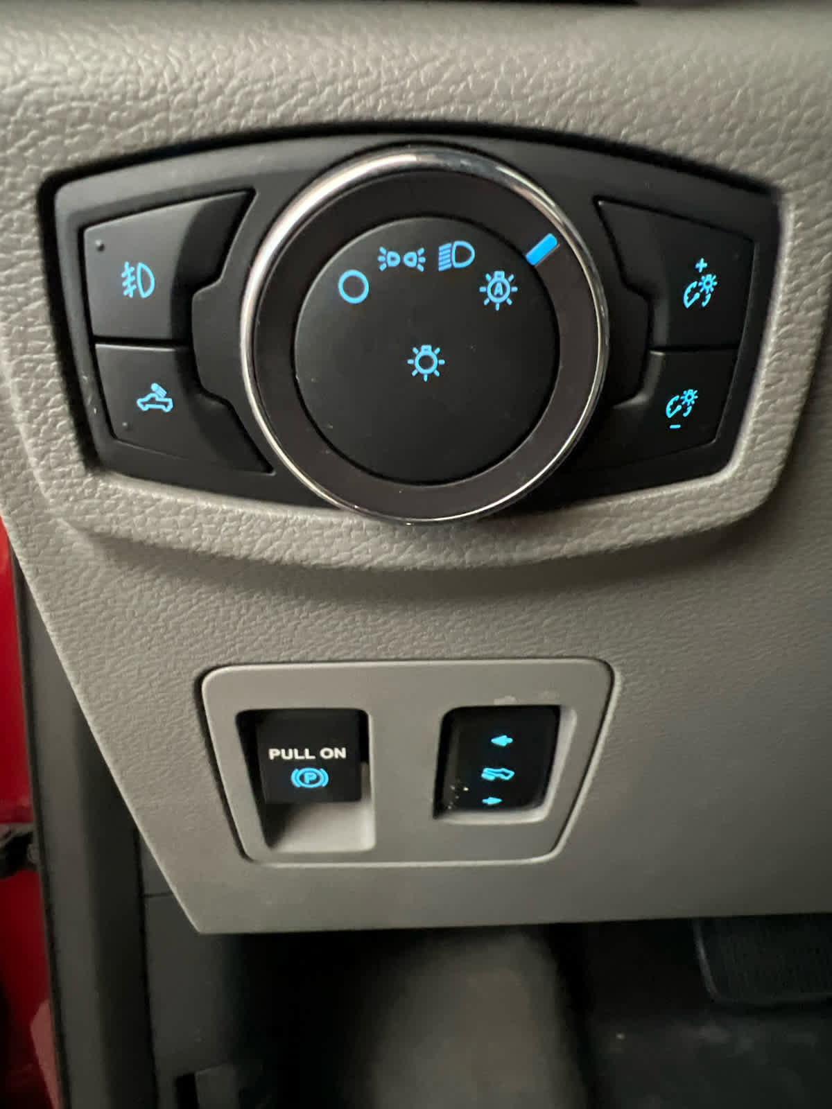 Used 2019 Ford F150 XLT w/ Equipment Group 301A Mid image 18