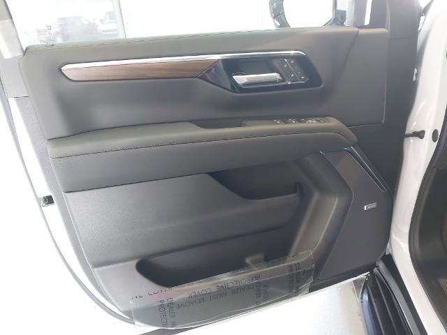 New 2026 Chevrolet Suburban High Country w/ Sun And Tow Package AWD/4WD image 25