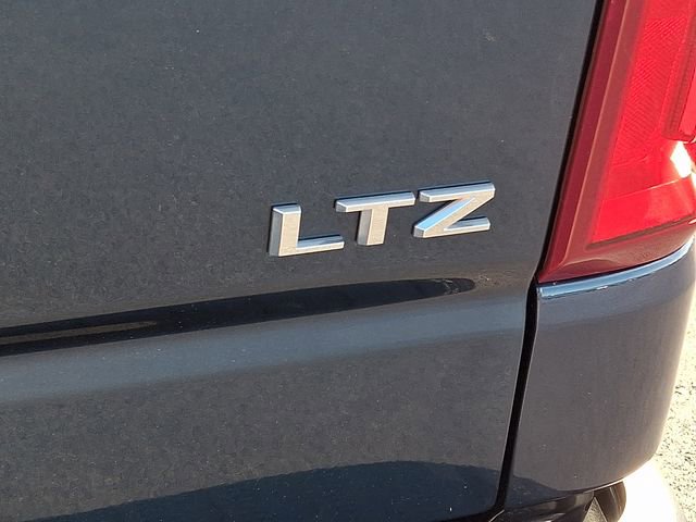 Used 2019 Chevrolet Silverado 1500 LTZ w/ LTZ Convenience Package image 32