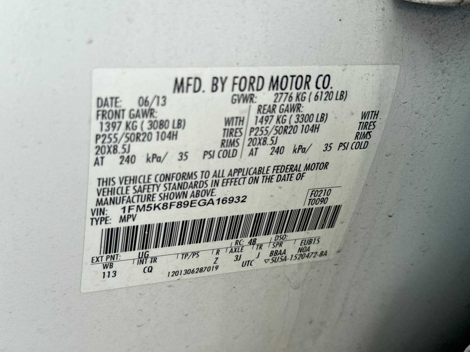Used 2014 Ford Explorer Limited w/ Equipment Group 301A AWD/4WD image 21