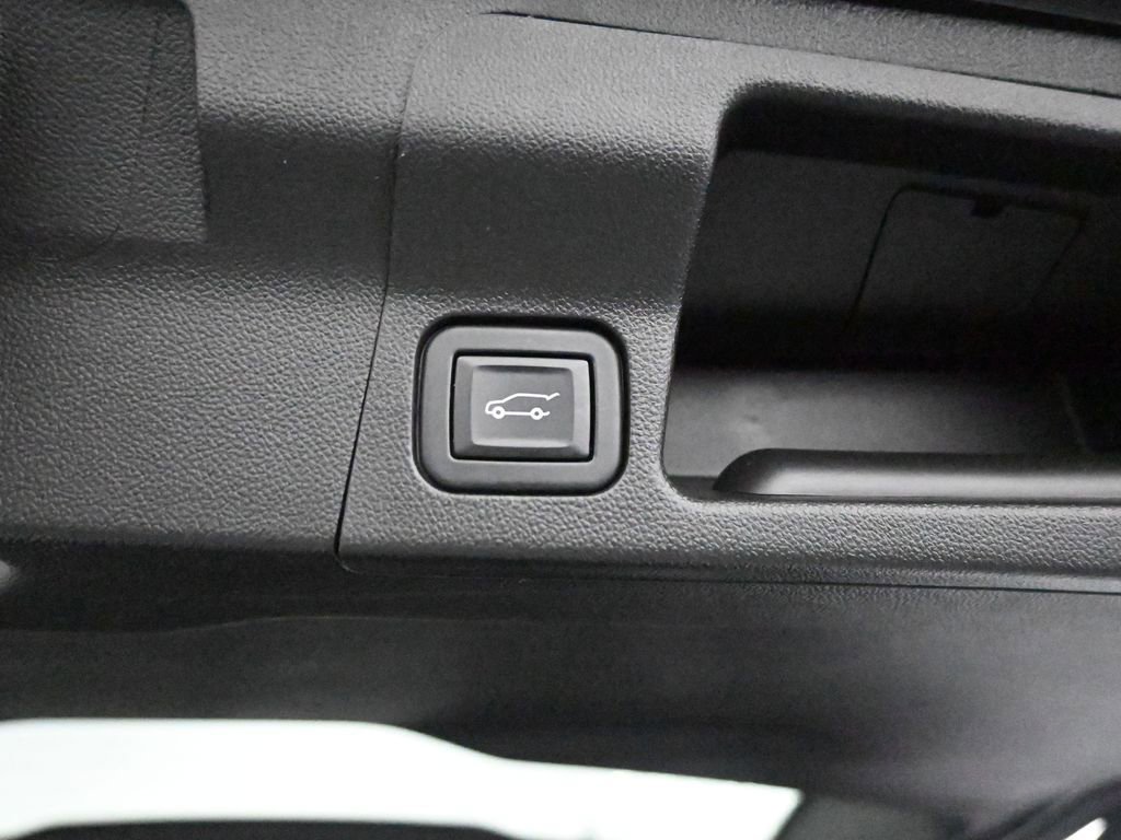 Used 2021 GMC Acadia Denali w/ Denali Ultimate Package image 26