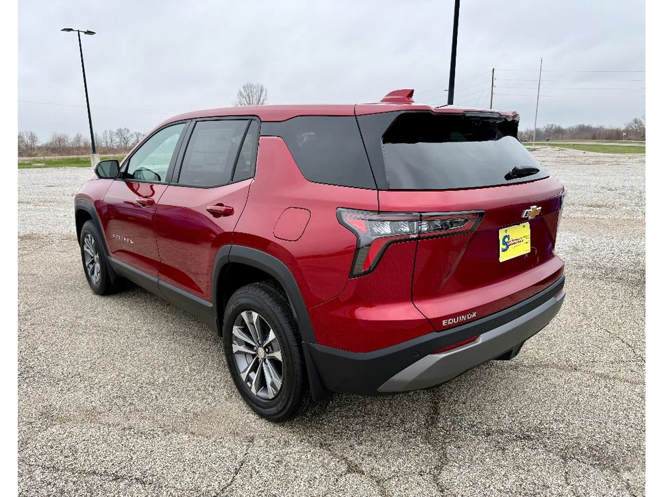 New 2026 Chevrolet Equinox LT w/ Safety and Technology Package image 6