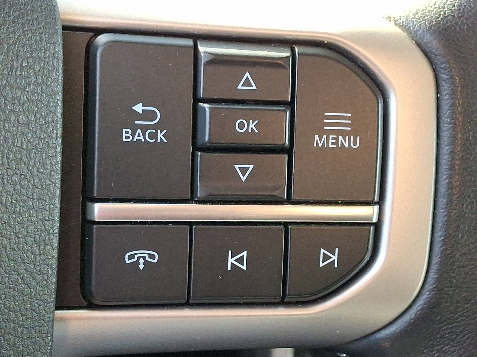 Used 2024 Ford Expedition Max XLT image 25