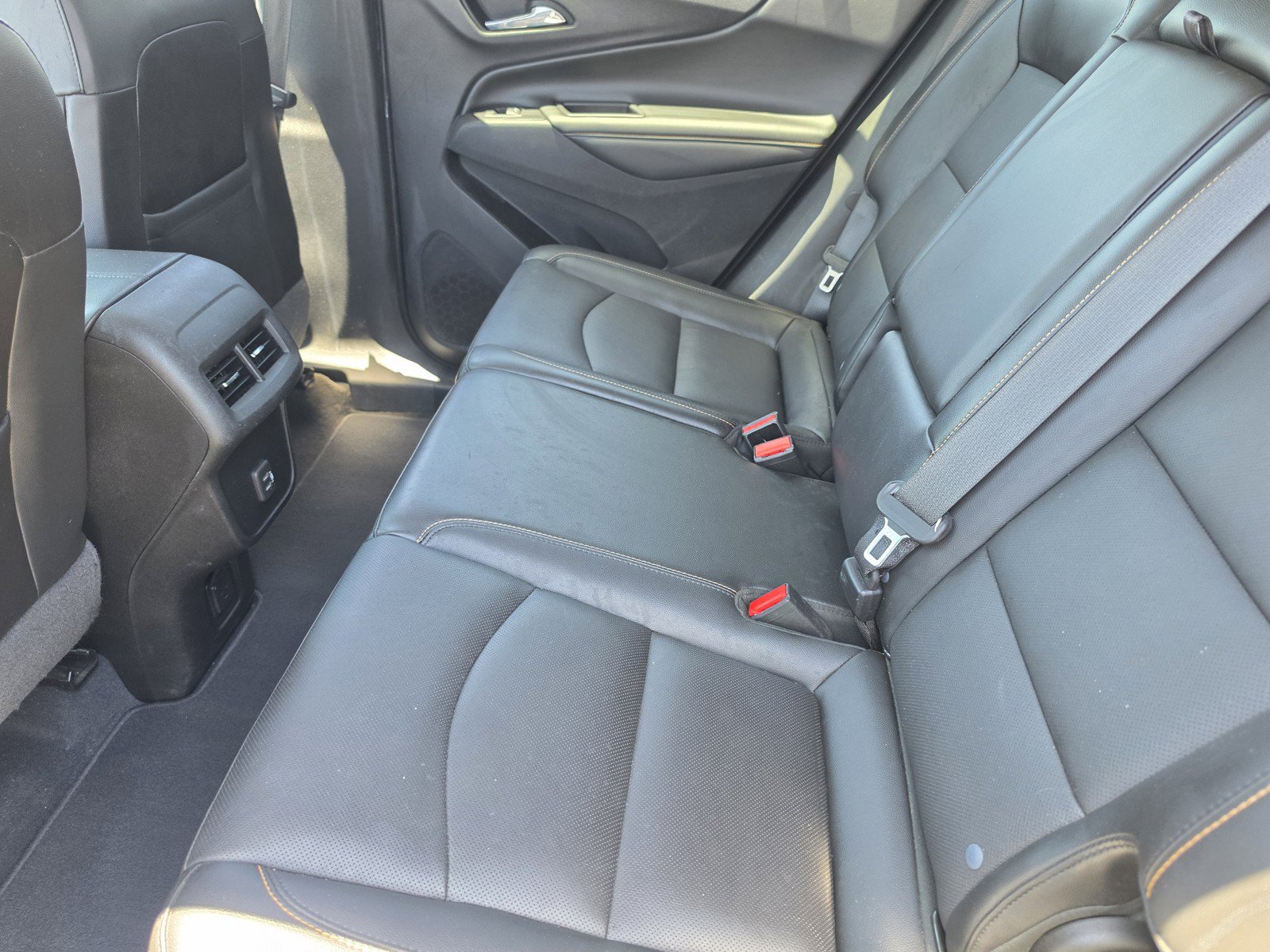 Used 2019 Chevrolet Equinox Premier FWD image 12
