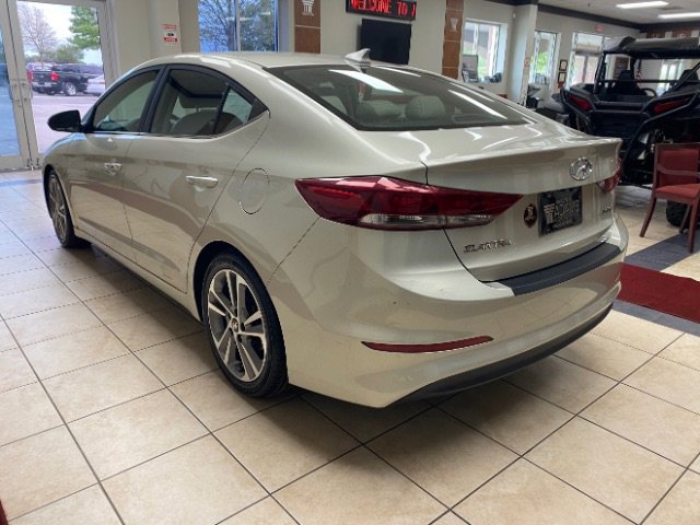 Used 2018 Hyundai Elantra Limited FWD image 3