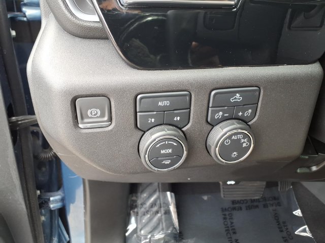 Used 2024 Chevrolet Silverado 1500 LT AWD/4WD image 22