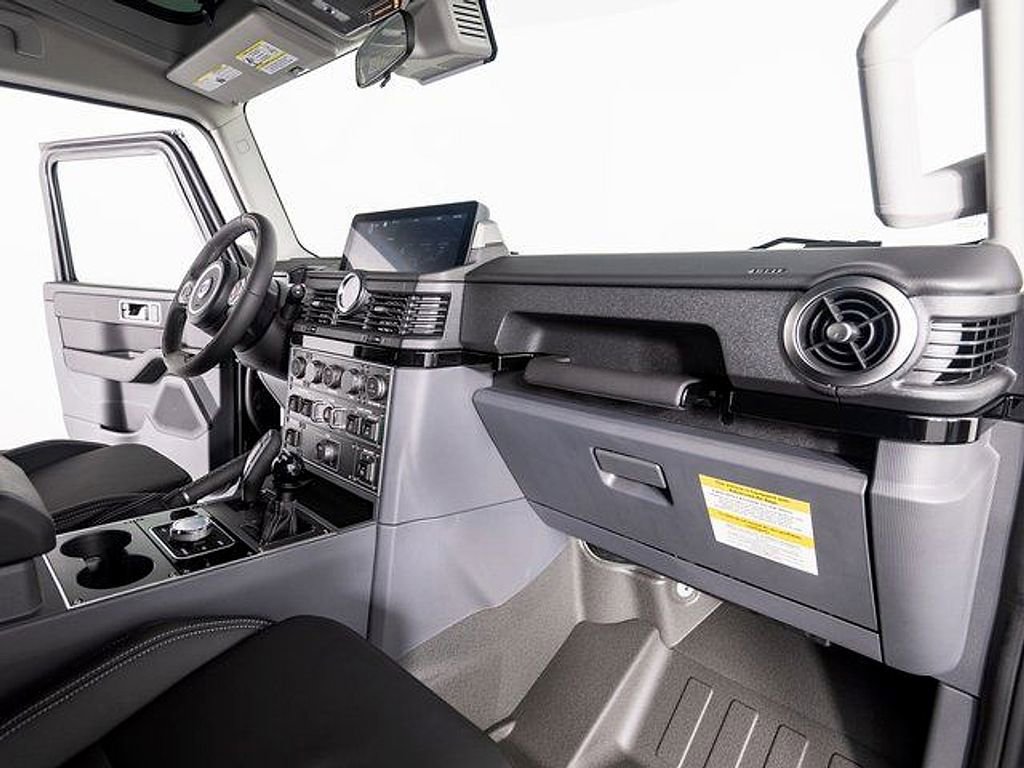 New 2025 INEOS Grenadier Fieldmaster Edition image 22