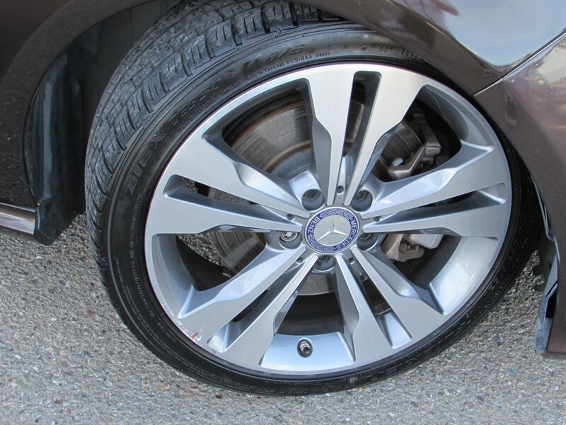 Used 2015 Mercedes-Benz CLA 250 image 34
