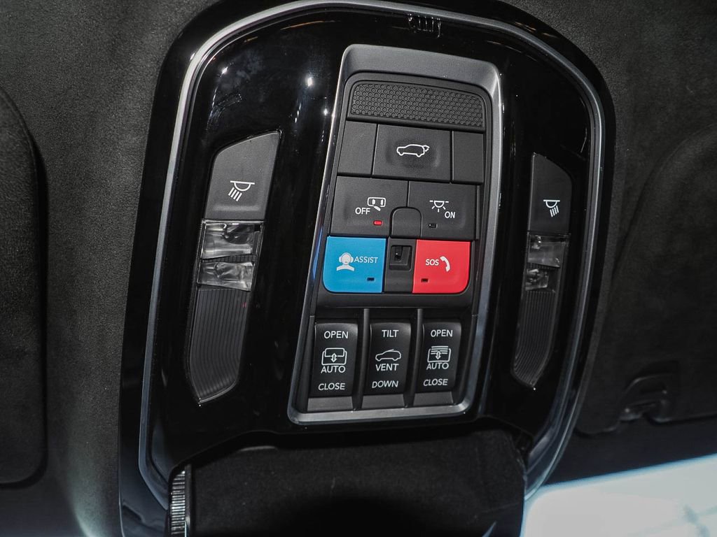 Used 2022 Jeep Grand Wagoneer Series II image 33