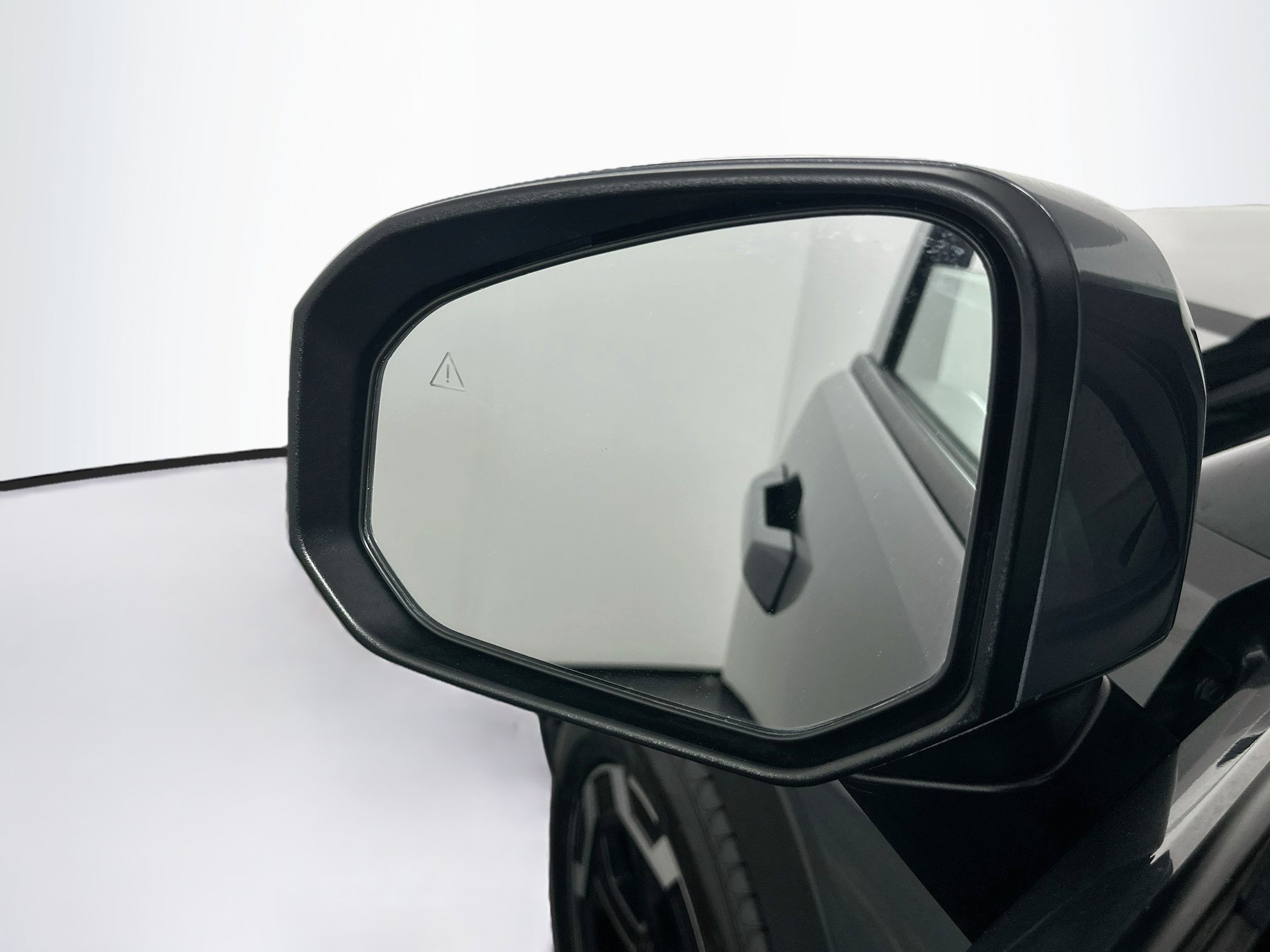 Used 2026 Hyundai Santa Fe SEL FWD image 16