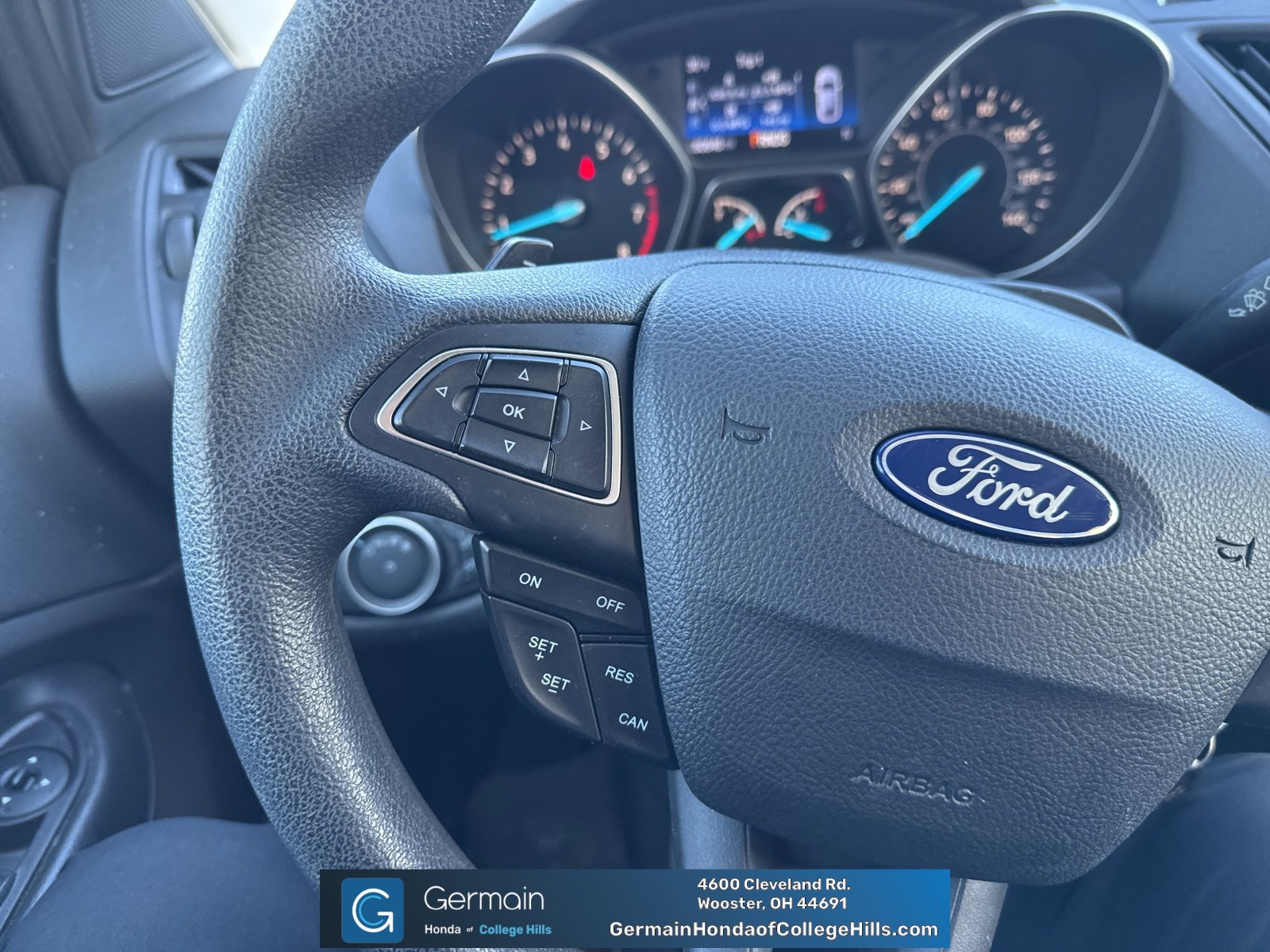 Used 2017 Ford Escape SE image 16
