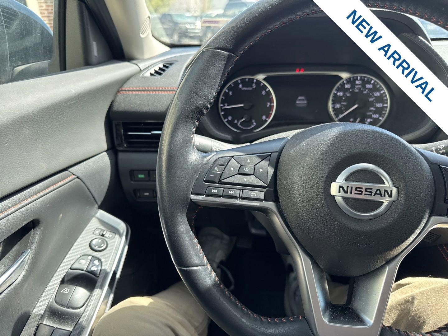 Used 2022 Nissan Sentra SR w/ SR Premium Package image 20