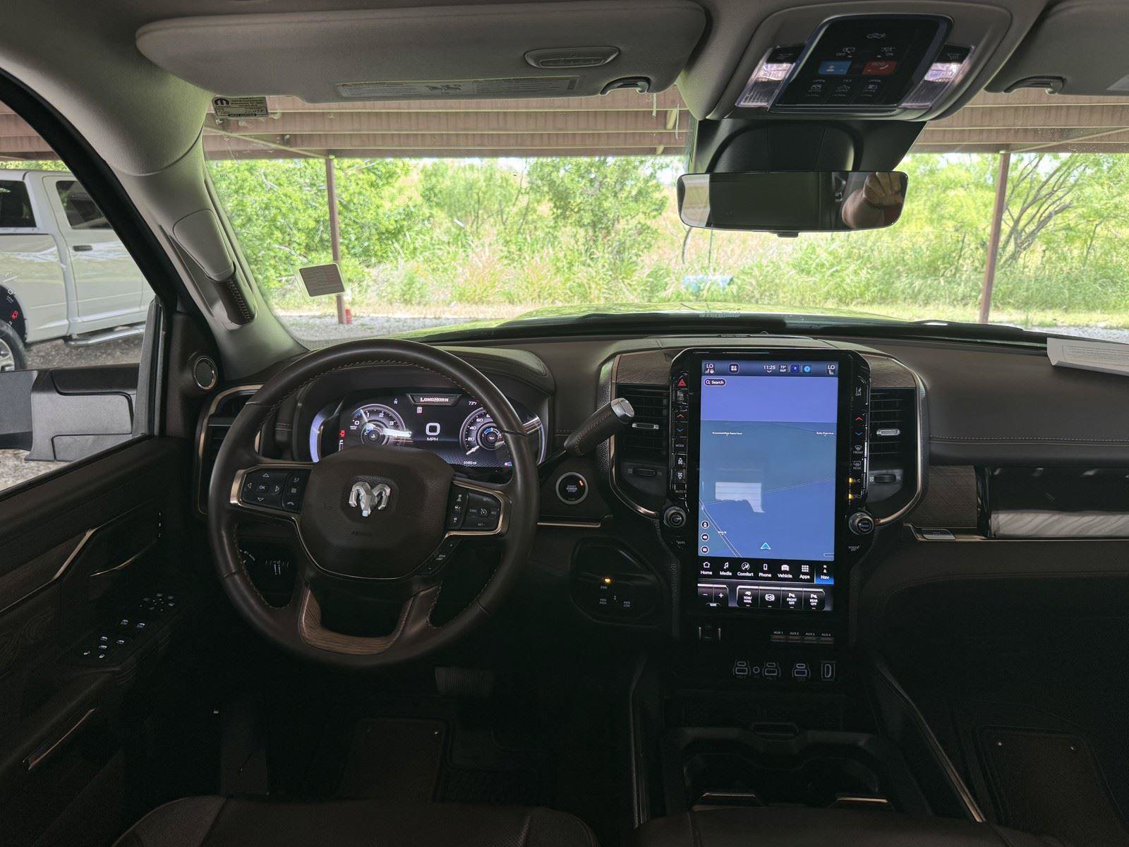 Used 2025 RAM 3500 Longhorn AWD/4WD image 28