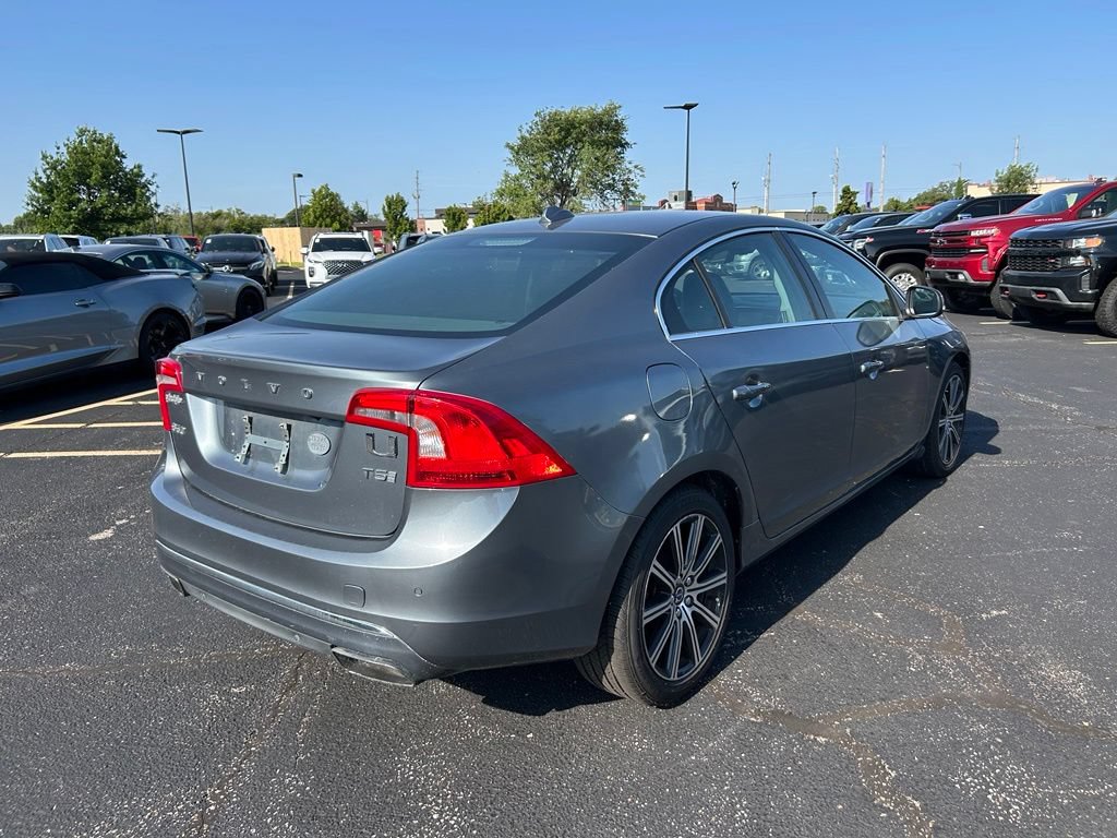 Used 2018 Volvo S60 T5 Inscription FWD image 9