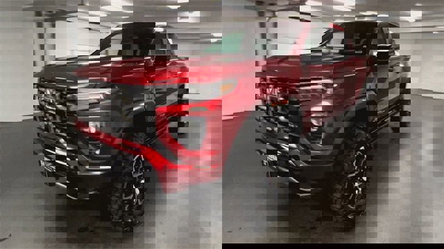 Certified 2024 GMC Canyon AT4X image 4