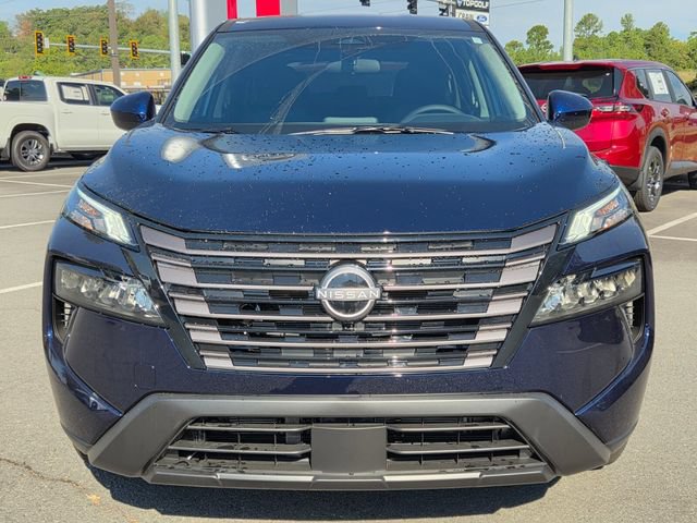 New 2026 Nissan Rogue SV FWD image 5