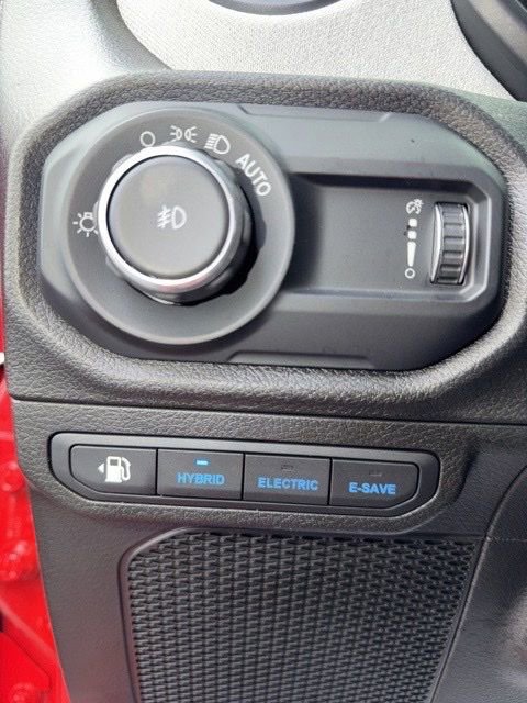 Used 2025 Jeep Wrangler Willys 4xe image 10