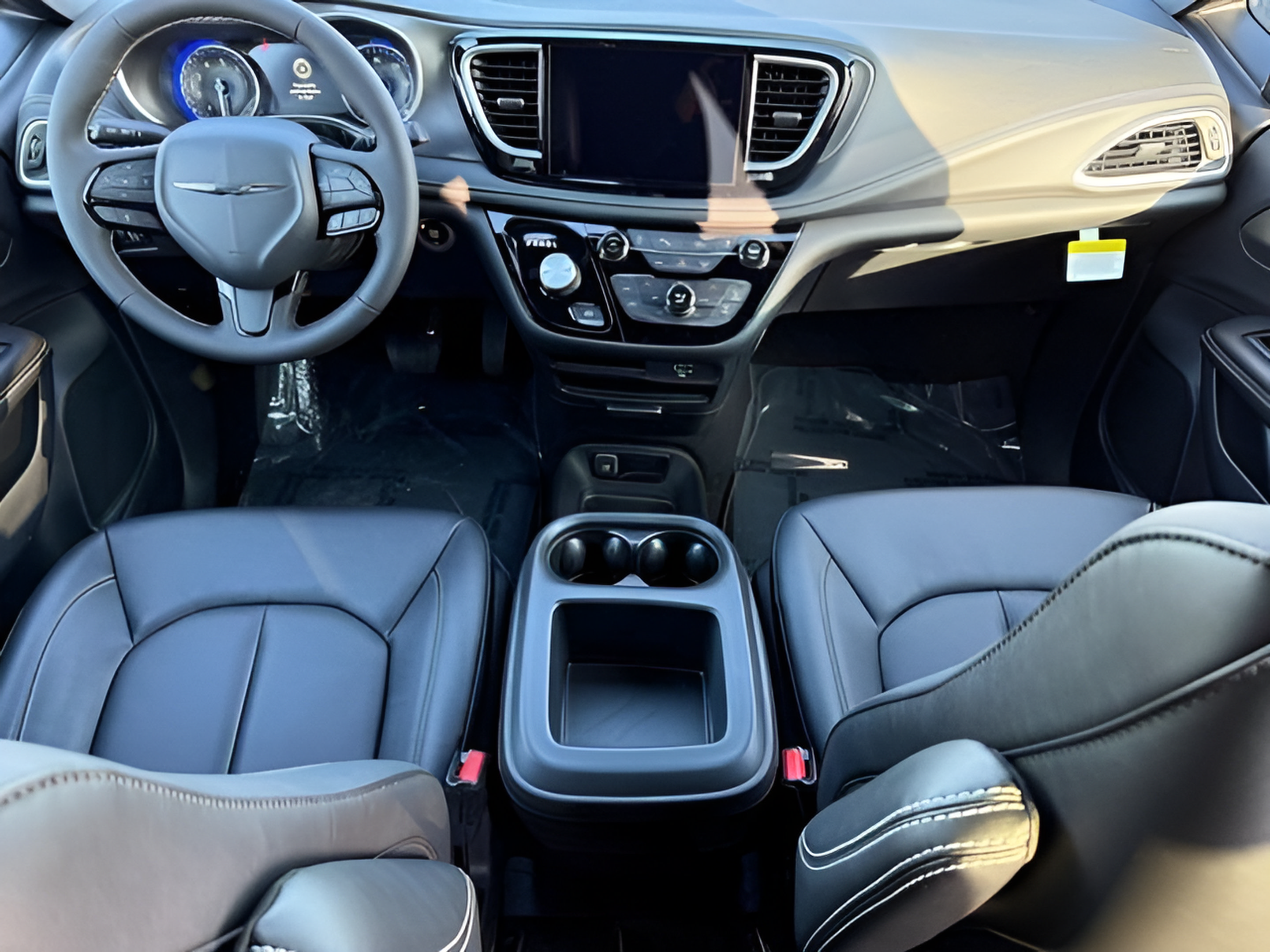New 2026 Chrysler Pacifica Select w/ S Appearance Package FWD image 12