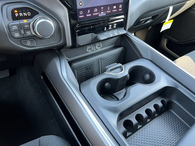 New 2026 RAM 1500 Big Horn AWD/4WD image 25