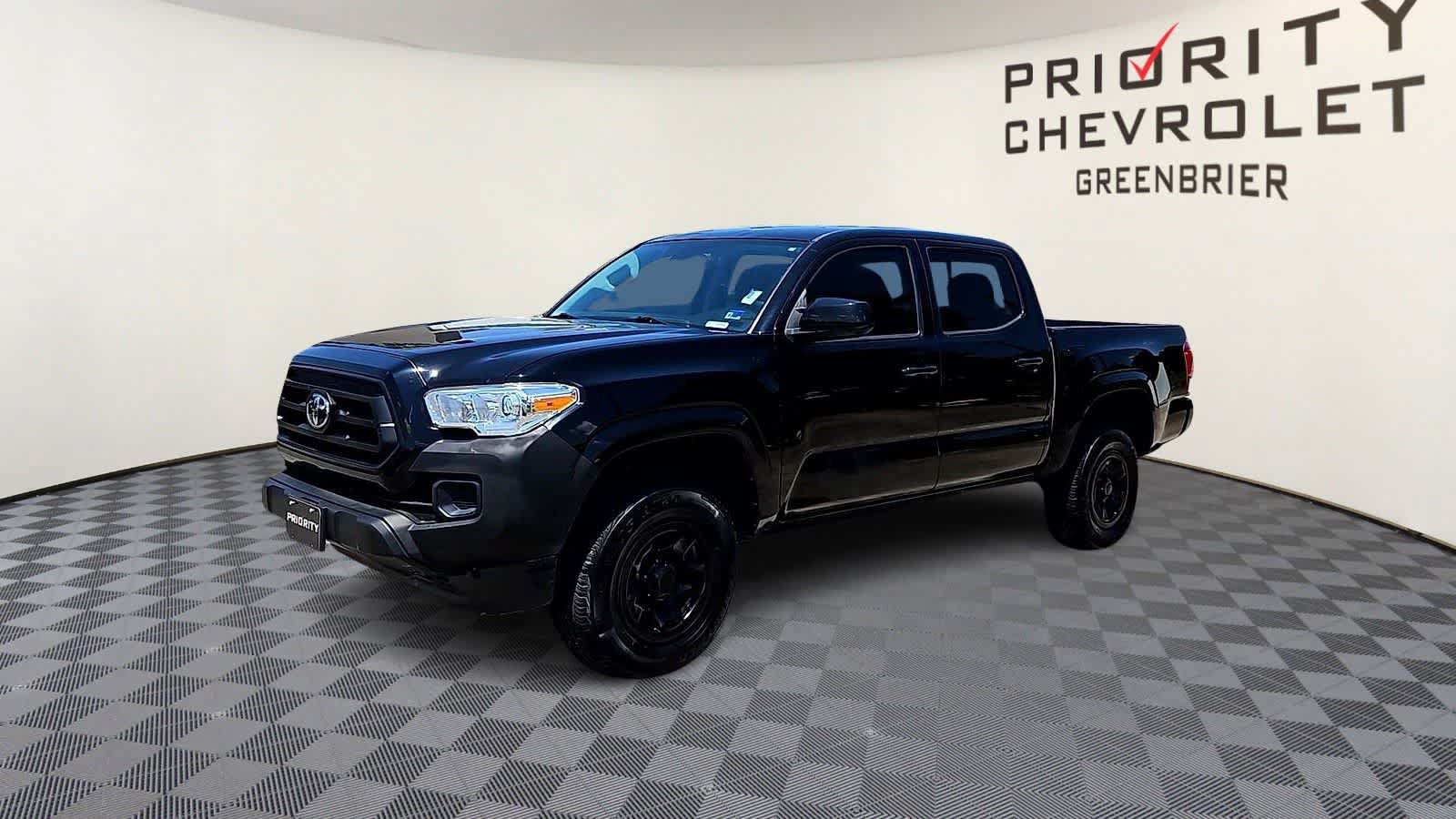 Used 2023 Toyota Tacoma SR w/ SR Convenience Package RWD image 4