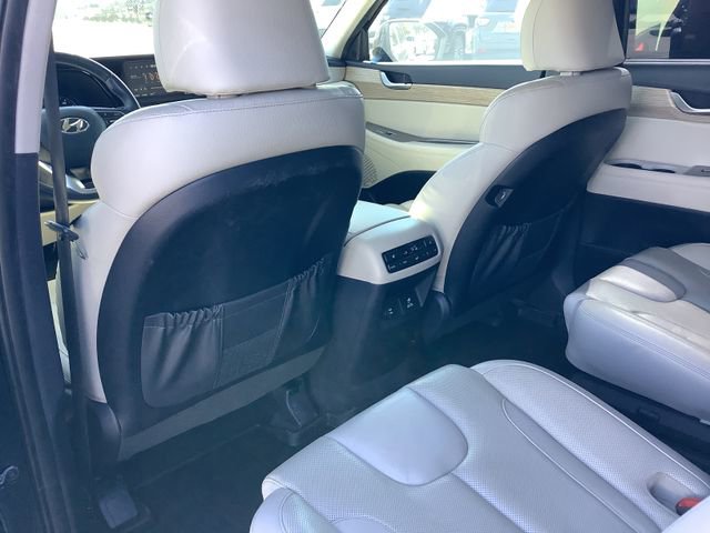 Used 2022 Hyundai Palisade SEL w/ Premium Package image 24