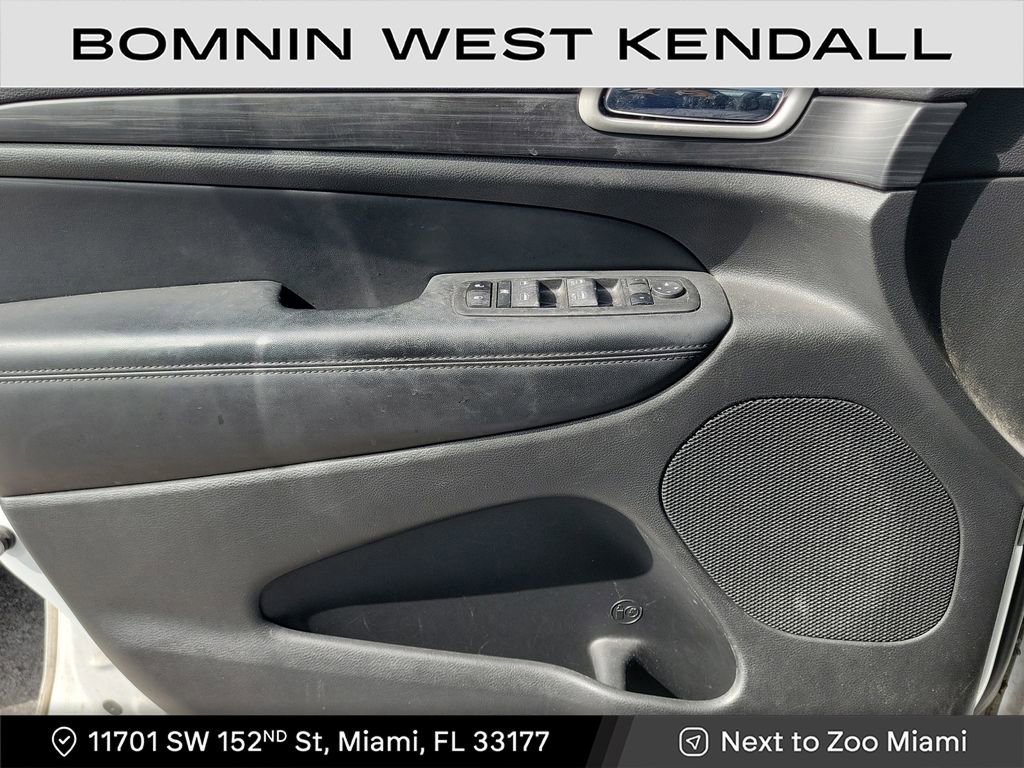 Used 2021 Jeep Grand Cherokee Laredo X image 26