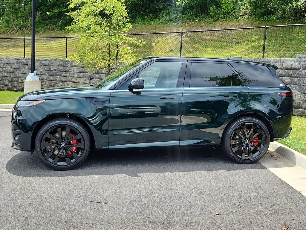 New 2025 Land Rover Range Rover Sport Dynamic SE image 6