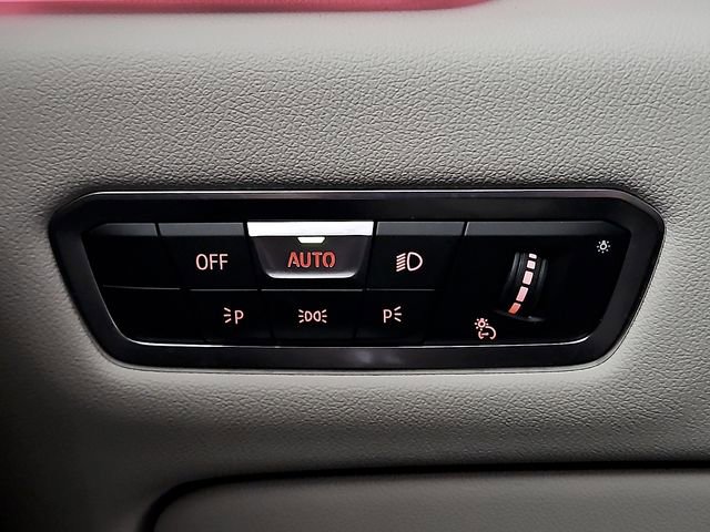 Used 2022 BMW X5 sDrive40i w/ Executive Package image 24