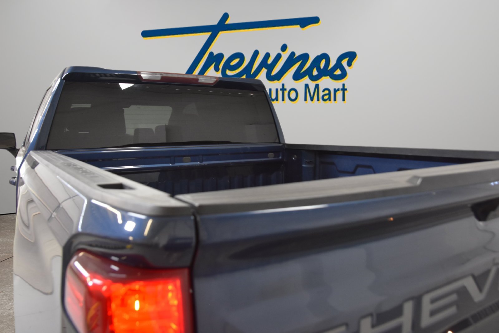 Used 2021 Chevrolet Silverado 1500 LT RWD image 32