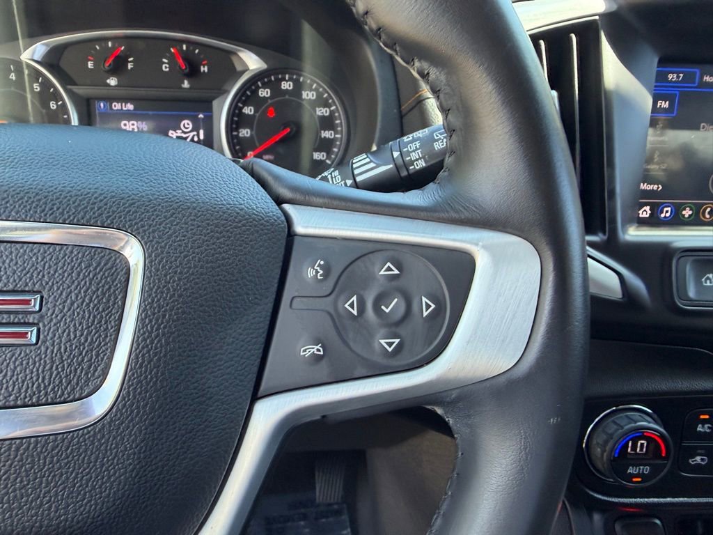 Used 2020 GMC Terrain SLE w/ Driver Convenience Package image 23
