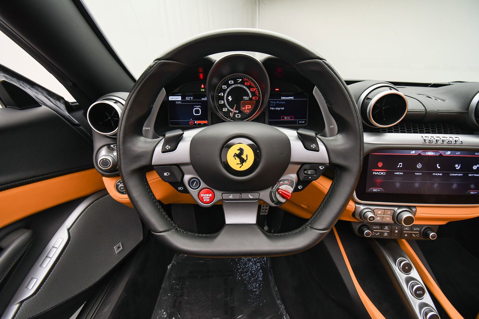Used 2019 Ferrari Portofino image 14