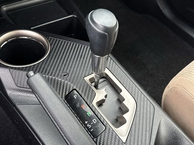 Used 2013 Toyota RAV4 XLE image 16