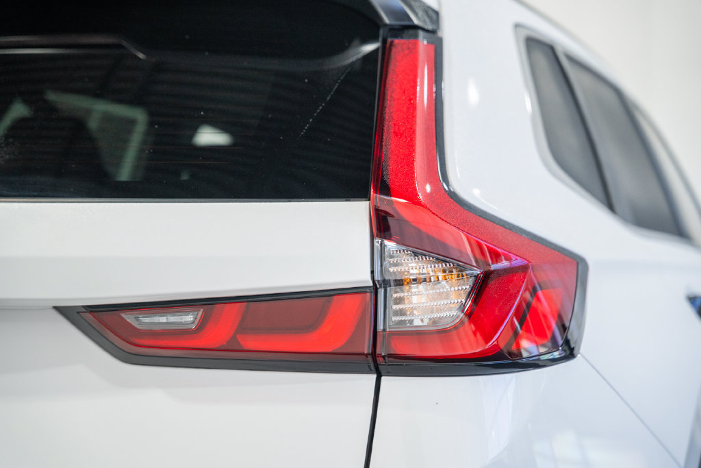 Used 2025 Honda CR-V Sport-L image 6