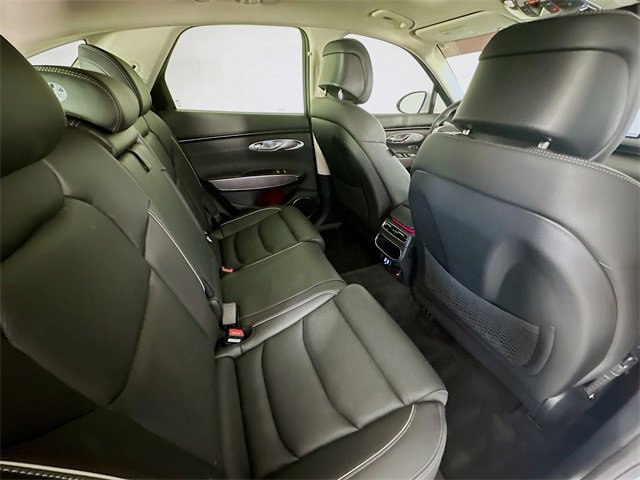 Used 2024 Genesis GV70 2.5T w/ Advanced Package image 27