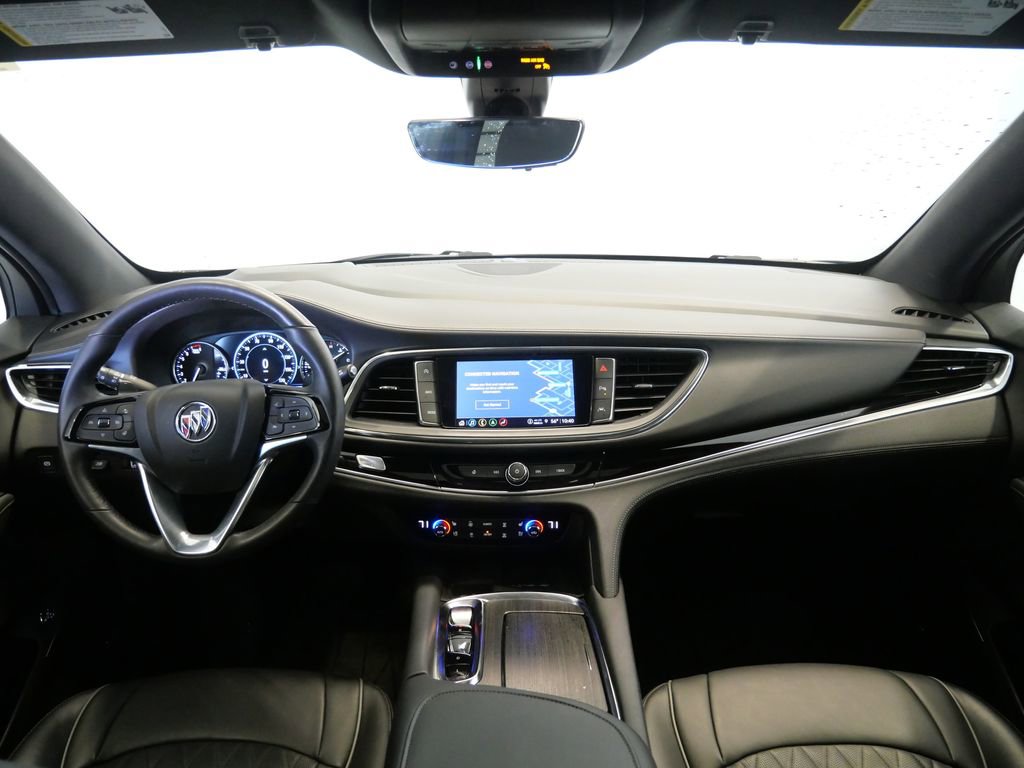 Used 2024 Buick Enclave Avenir w/ Avenir Technology Package AWD/4WD image 17