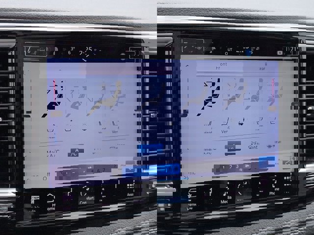 Used 2022 Chrysler Pacifica Limited image 24