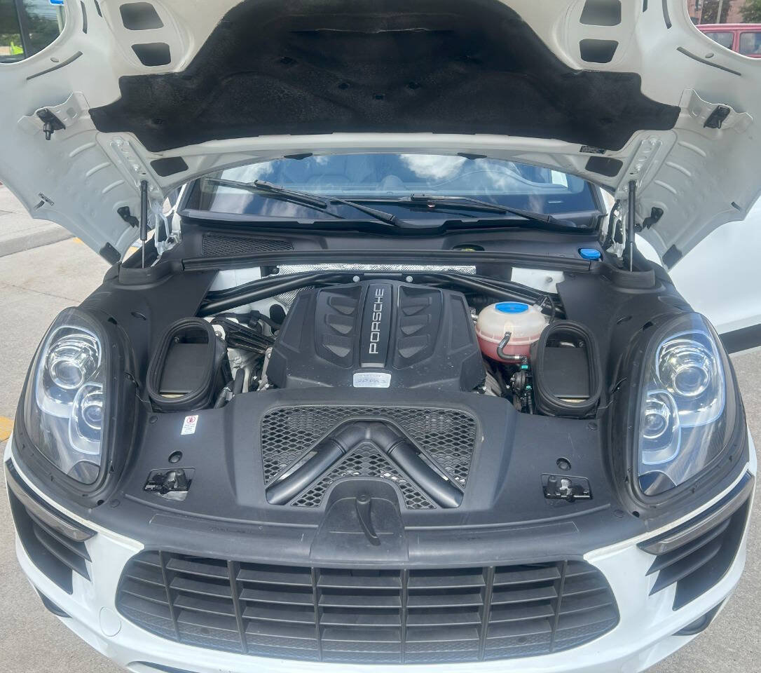 Used 2017 Porsche Macan S image 42