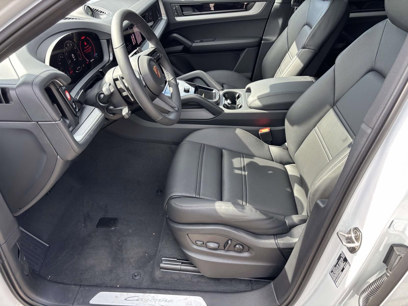 New 2026 Porsche Cayenne Coupe image 20