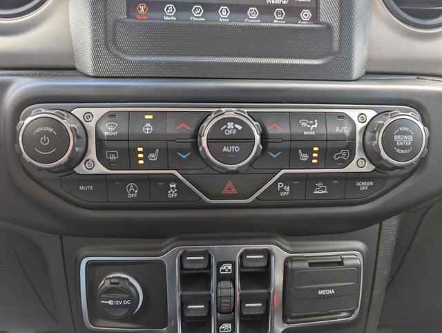 Used 2021 Jeep Wrangler Unlimited Sport image 24