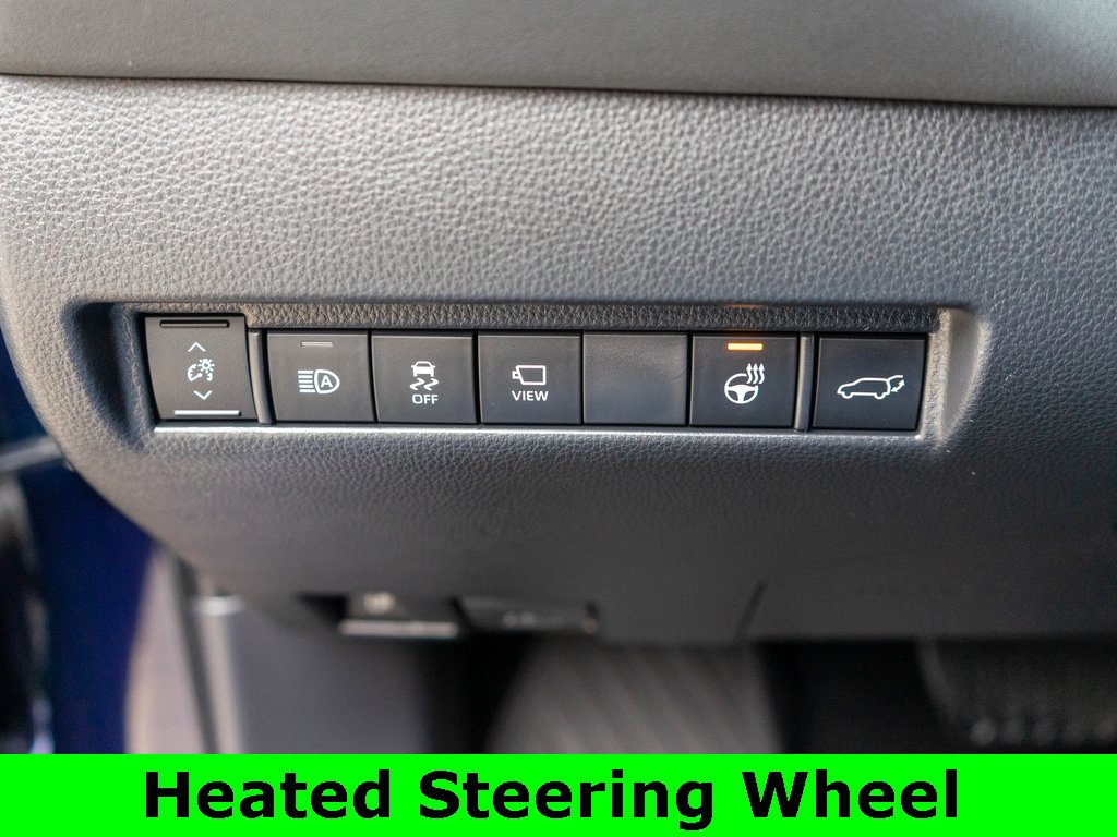 Used 2024 Toyota Venza Limited image 18