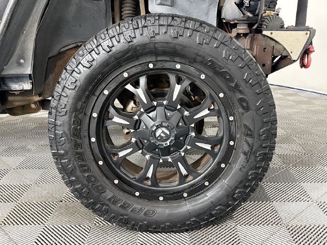 Used 2010 Jeep Wrangler Rubicon w/ Trailer Tow Group AWD/4WD image 22