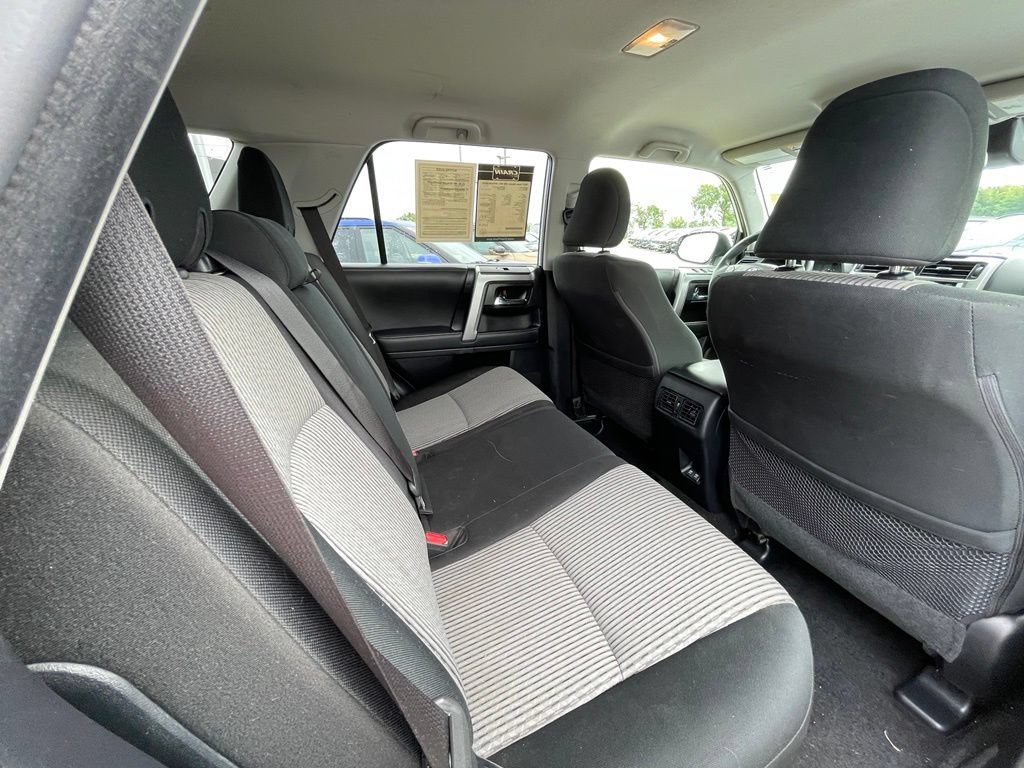 Used 2022 Toyota 4Runner SR5 AWD/4WD image 24