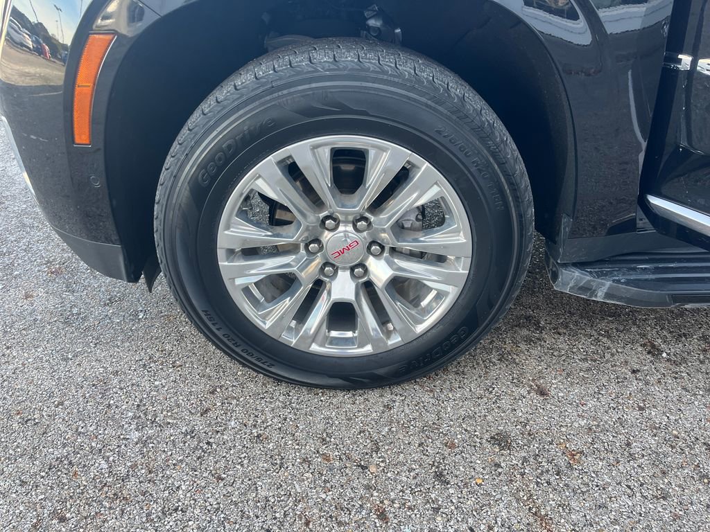 Used 2025 GMC Yukon Denali image 27