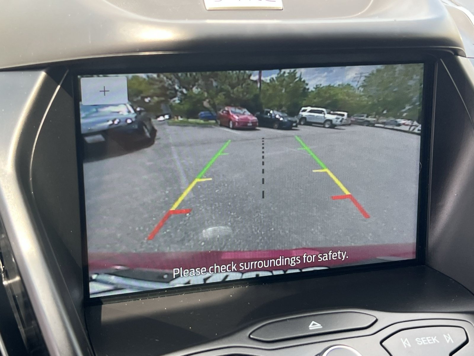 Used 2016 Ford Escape SE w/ Equipment Group 201A FWD image 18