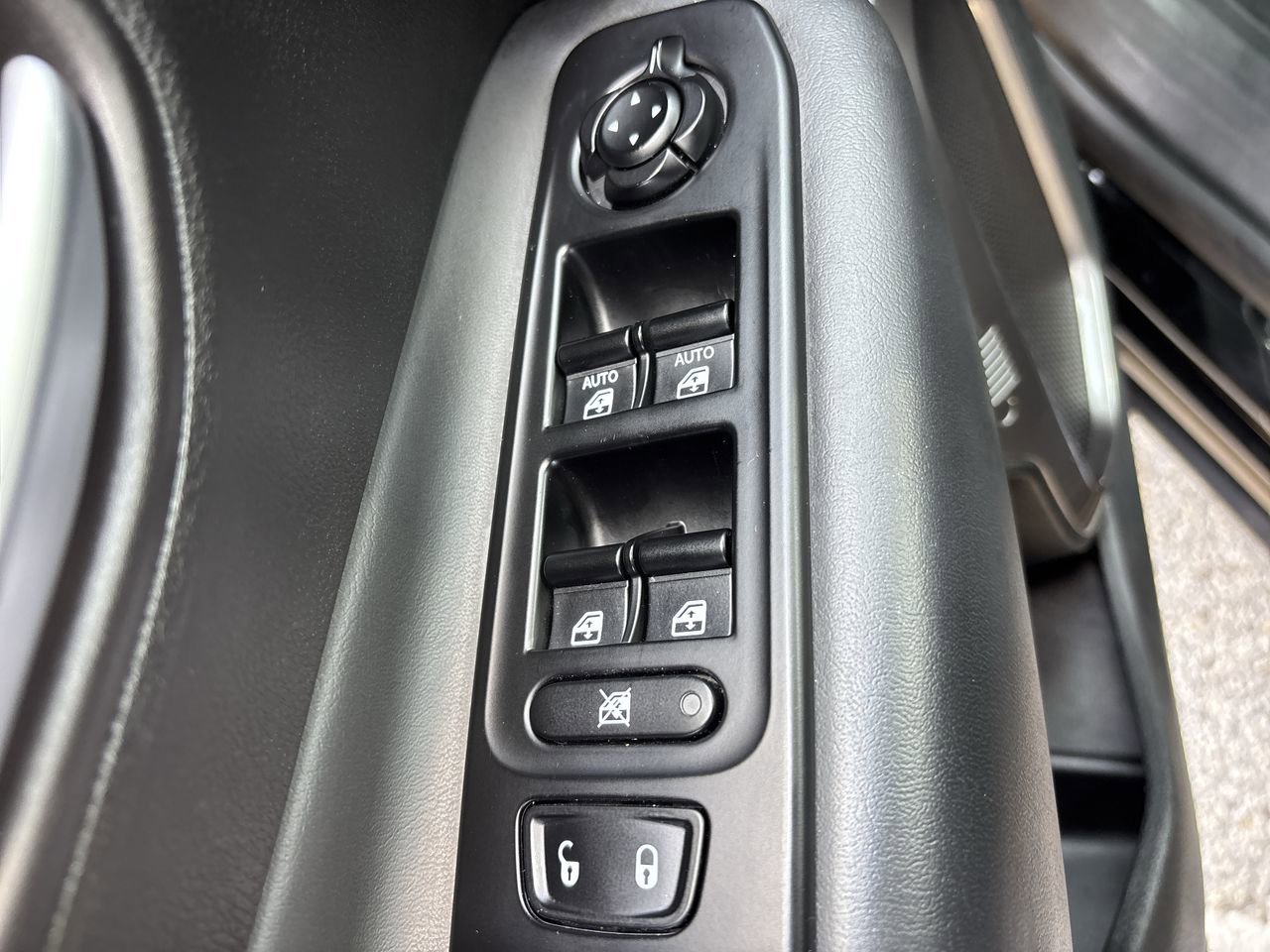 Used 2022 Jeep Renegade Latitude image 17