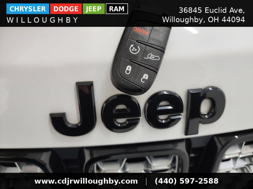 Used 2021 Jeep Grand Cherokee Laredo X AWD/4WD image 43