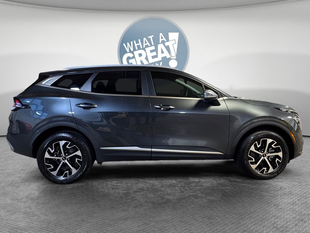 Certified 2023 Kia Sportage EX image 2