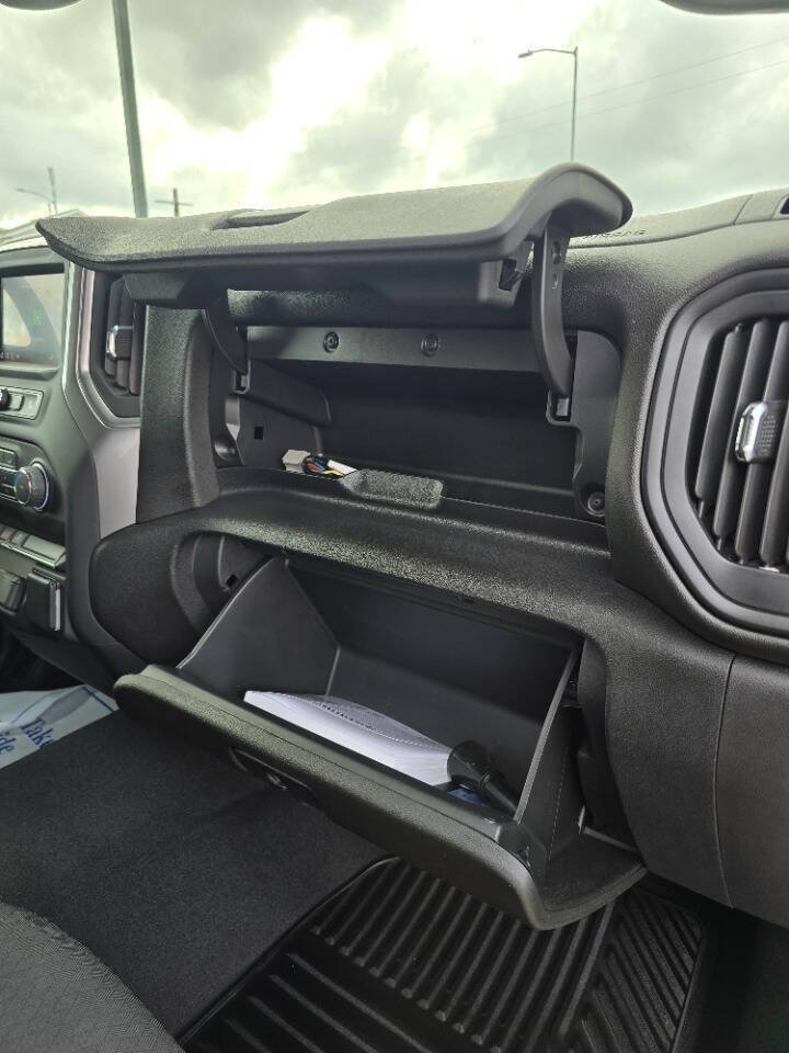 Used 2022 Chevrolet Silverado 1500 Custom AWD/4WD image 20