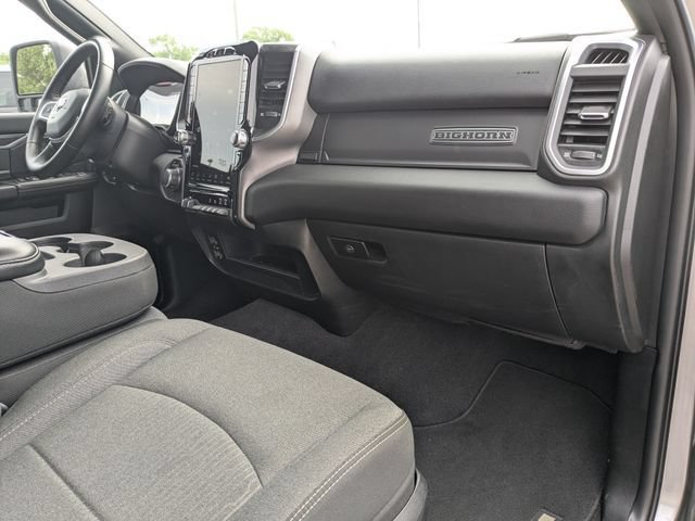 Used 2024 RAM 2500 Big Horn w/ Night Edition AWD/4WD image 4